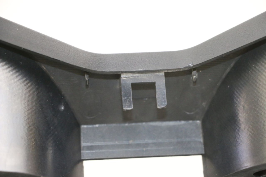 photo de OBUDOWA LICZNIKA SUZUKI DL V STROM 1000 (2002 - 2007) - Stan powierzchni