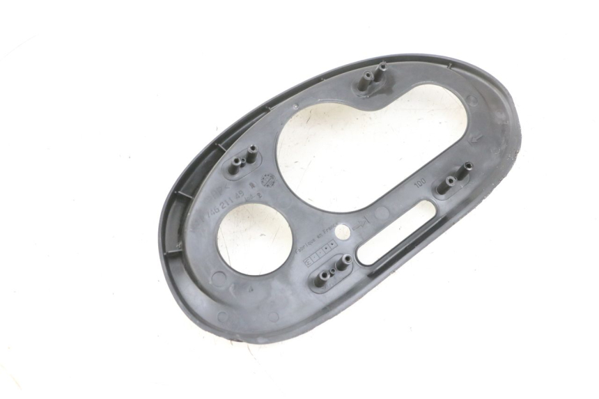 photo de OBUDOWA LICZNIKA PEUGEOT ELYSEO 125 (1999 - 2004) - Zoom stanu zużycia