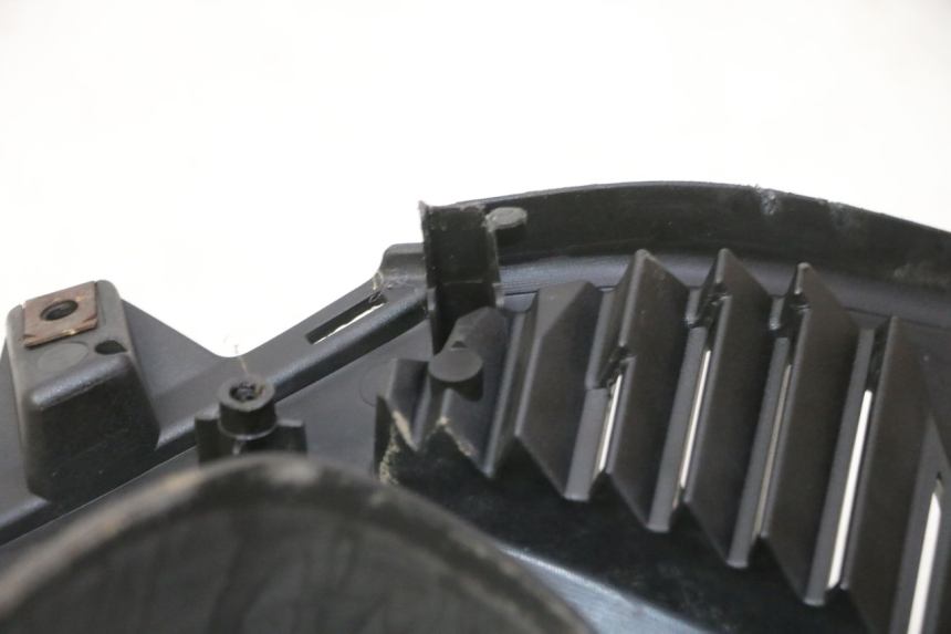 photo de OBUDOWA LICZNIKA HONDA FES S-WING SWING ABS 125 (2007 - 2015) - Zoom stanu zużycia