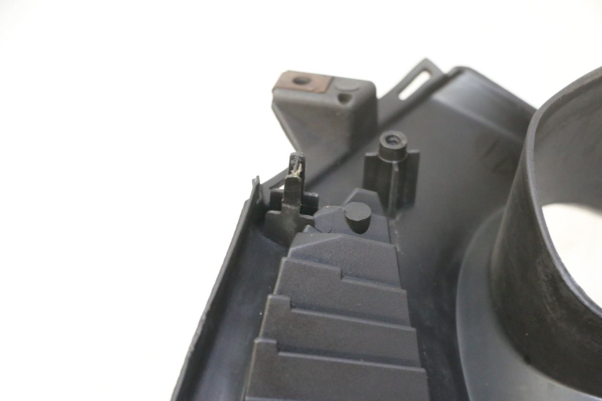 photo de OBUDOWA LICZNIKA HONDA FES S-WING SWING ABS 125 (2007 - 2015) - Zoom stanu zużycia