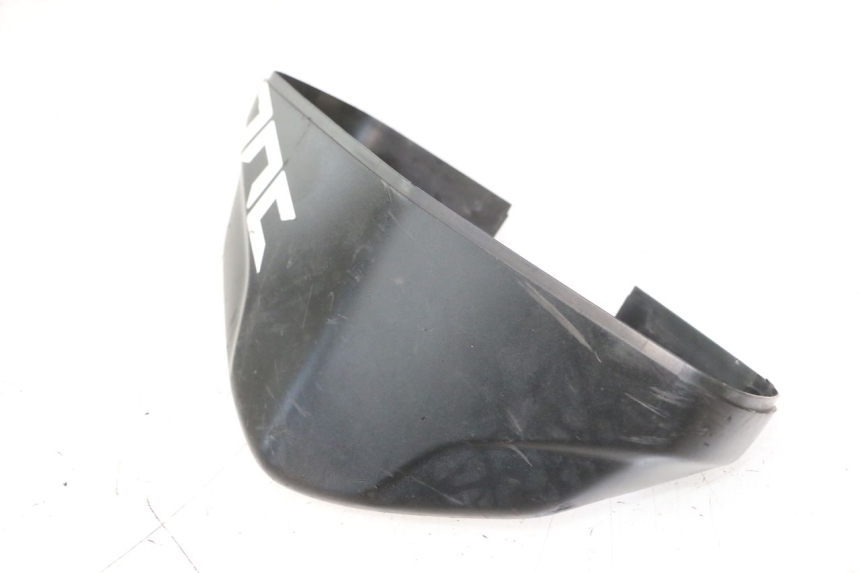 photo de OBUDOWA LICZNIKA SUZUKI GSR 600 (2005 - 2012) - Zbliżenie techniczne