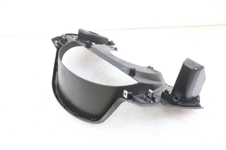 photo de OBUDOWA LICZNIKA SYM GTS EVO 125 (2009 - 2013) - Zoom stanu zużycia