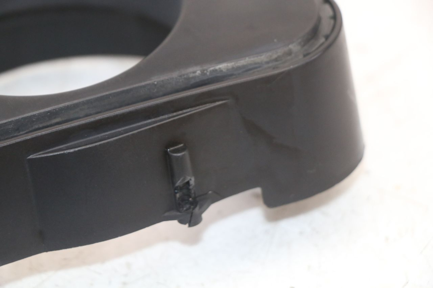 photo de OBUDOWA LICZNIKA HONDA CBR F 1000 (1993 - 1996) - Zoom stanu zużycia