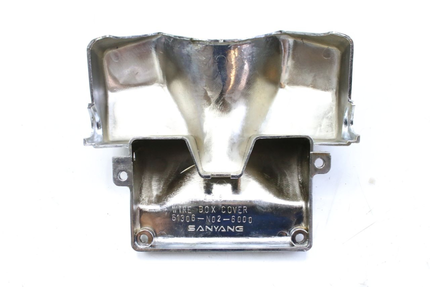 photo de OBUDOWA LICZNIKA SYM HUSKY 125 (1999 - 2005) - Zbliżenie techniczne