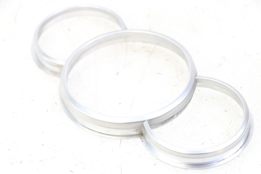 photo de OBUDOWA LICZNIKA PIAGGIO IE MP3 YOURBAN 300 (2011 - 2016) - Inny kąt widzenia