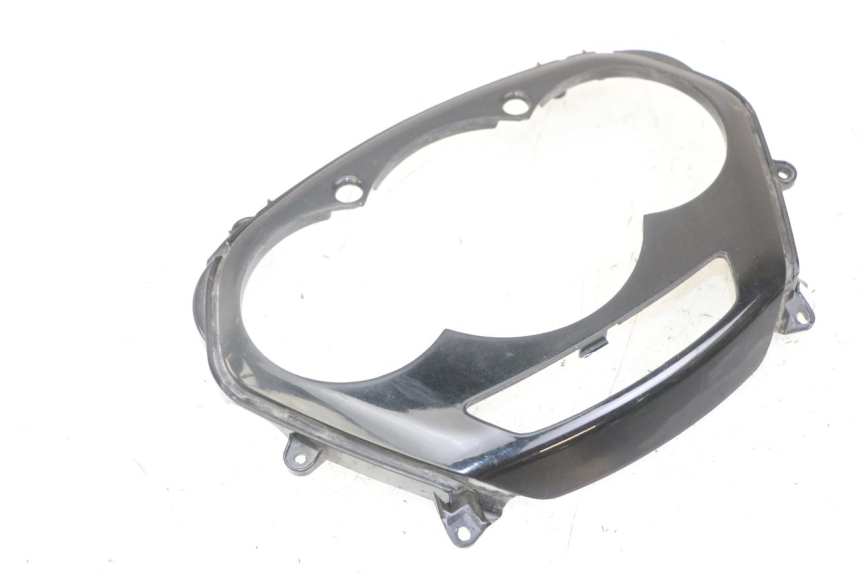 photo de OBUDOWA LICZNIKA PIAGGIO IE MP3 YOURBAN 300 (2011 - 2016) - Zoom stanu zużycia