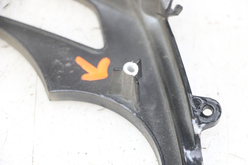 photo de OBUDOWA LICZNIKA PIAGGIO IE MP3 YOURBAN 300 (2011 - 2016) - Punkty mocowania