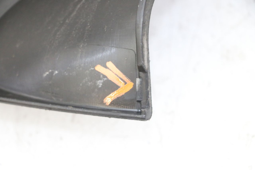 photo de OBUDOWA LICZNIKA PIAGGIO MP3 LT 300 (2010 - 2016) - Widok z bliska