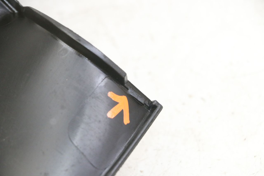 photo de OBUDOWA LICZNIKA PIAGGIO MP3 LT 400 (2007 - 2012) - Szczegóły charakterystyczne