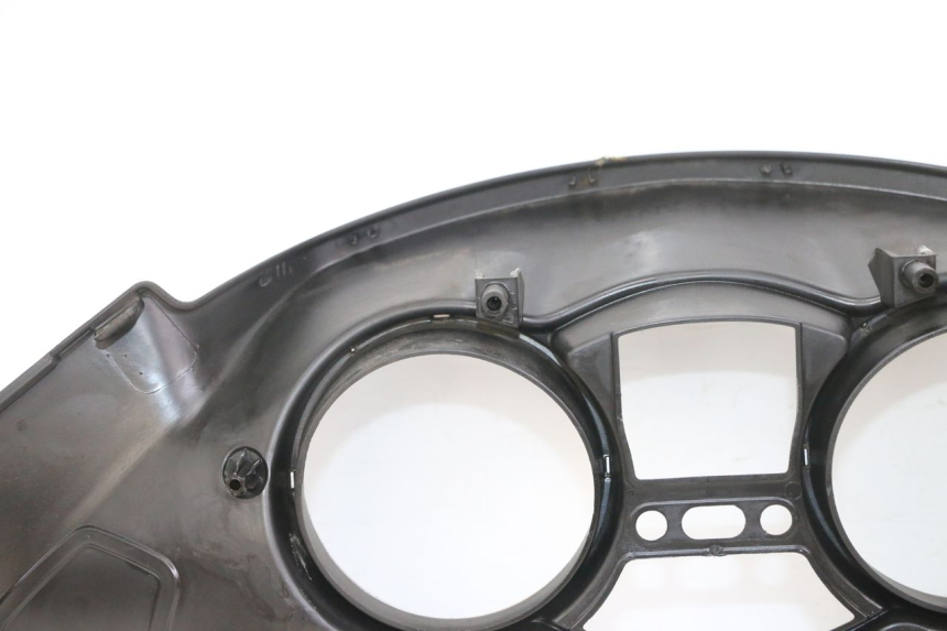 photo de OBUDOWA LICZNIKA PIAGGIO MP3 LT 400 (2007 - 2012) - Widok z bliska