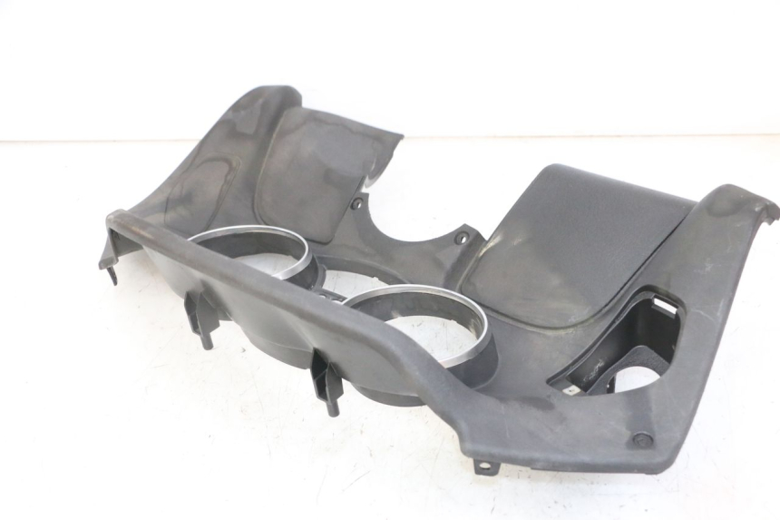 photo de OBUDOWA LICZNIKA PIAGGIO MP3 LT 300 (2010 - 2016) - Zoom stanu zużycia