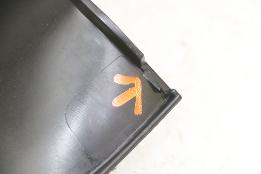 photo de OBUDOWA LICZNIKA PIAGGIO MP3 LT 300 (2010 - 2016) - Oznaczenia i referencje