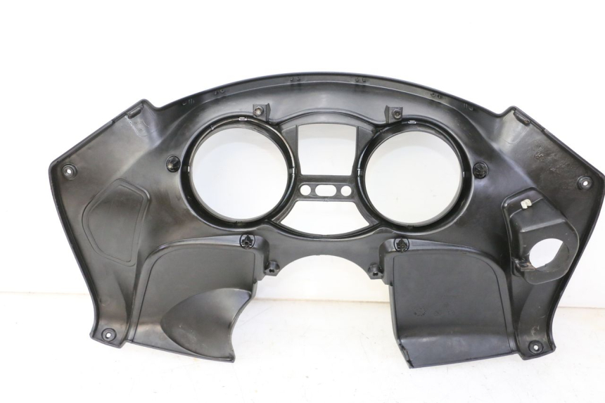 photo de OBUDOWA LICZNIKA PIAGGIO MP3 LT 300 (2010 - 2016) - Szczegóły charakterystyczne