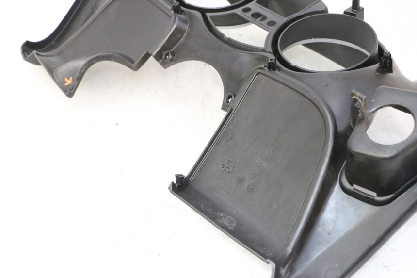 photo de OBUDOWA LICZNIKA PIAGGIO MP3 LT 300 (2010 - 2016) - Inny kąt widzenia