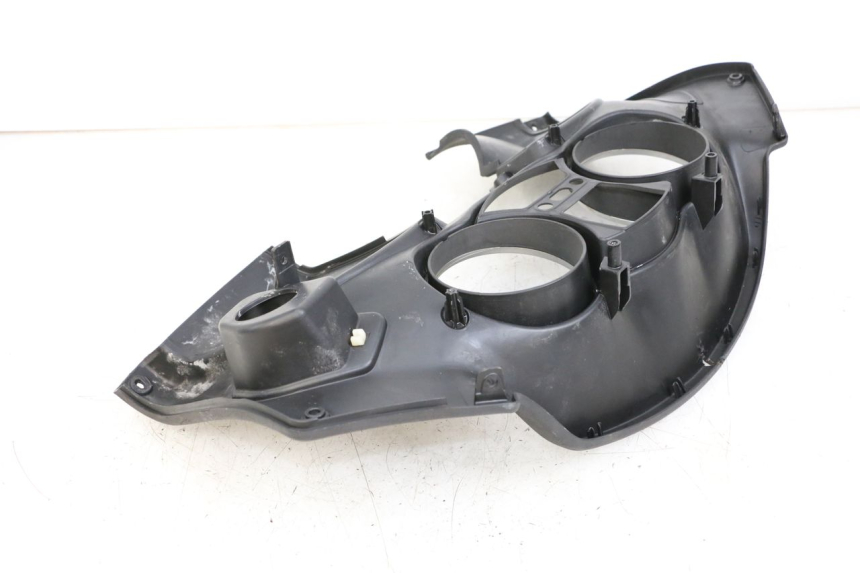 photo de OBUDOWA LICZNIKA PIAGGIO MP3 125 (2006 - 2014) - Szczegół części