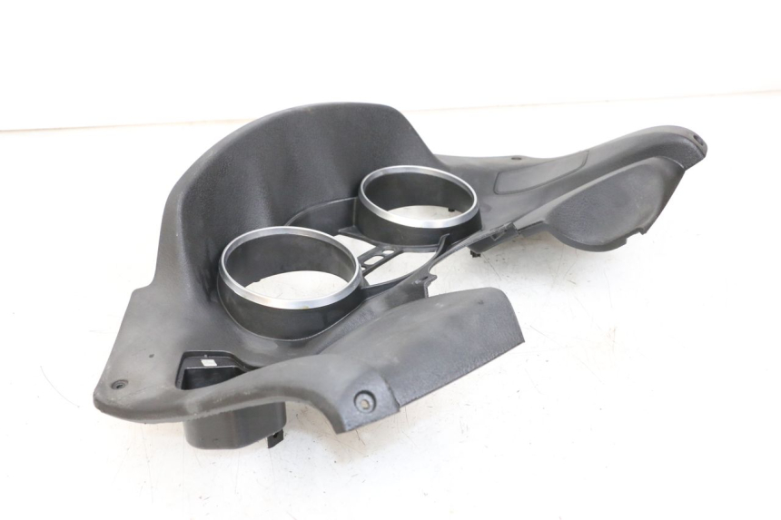 photo de OBUDOWA LICZNIKA PIAGGIO MP3 500 (2011 - 2015) - Stan powierzchni