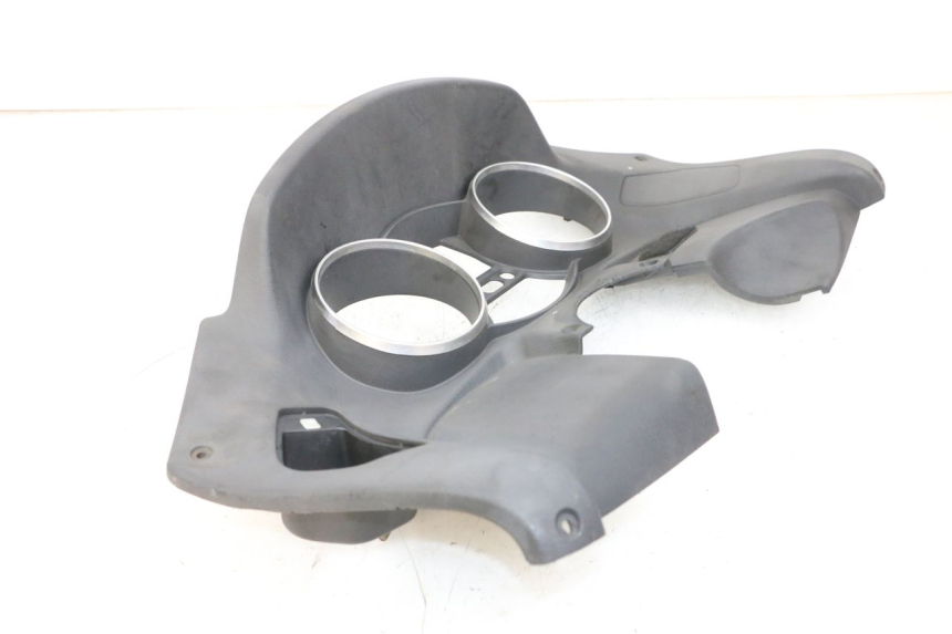 photo de OBUDOWA LICZNIKA PIAGGIO MP3 125 (2006 - 2014) - Widok ogólny