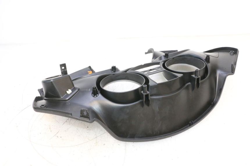 photo de OBUDOWA LICZNIKA PIAGGIO MP3 RL 250 (2006 - 2010) - Zoom stanu zużycia