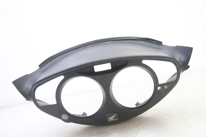 photo de OBUDOWA LICZNIKA HONDA NTV DEAUVILLE 650 (2001 - 2006) - Zoom stanu zużycia