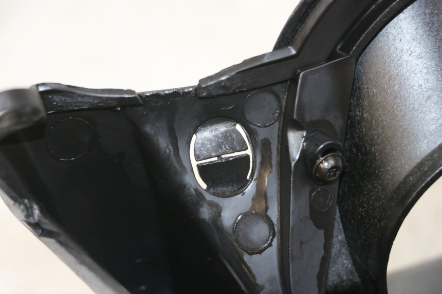 photo de OBUDOWA LICZNIKA PEUGEOT ELYSTAR 50 (2002 - 2014) - Zoom stanu zużycia