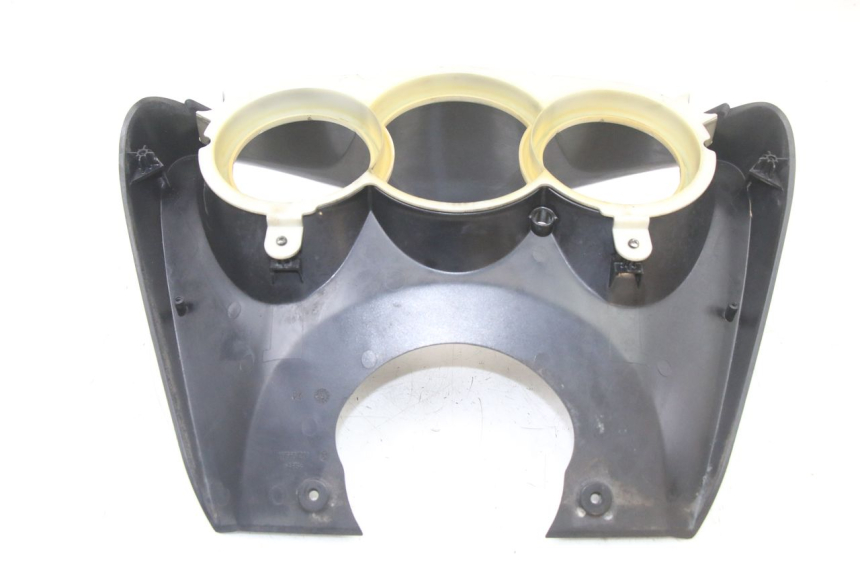 photo de OBUDOWA LICZNIKA PEUGEOT SATELIS 125 (2013 - 2018) - Zbliżenie techniczne