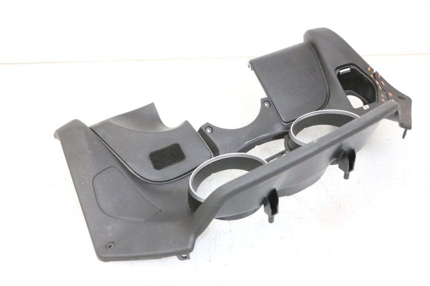 photo de OBUDOWA LICZNIKA PIAGGIO MP3 LT 400 (2007 - 2012) - Oznaczenia i referencje