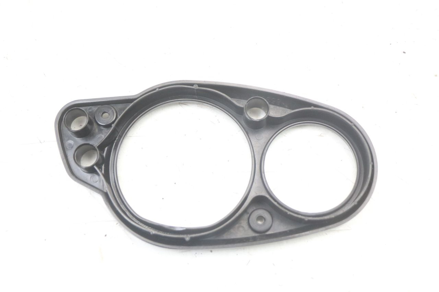 photo de OBUDOWA LICZNIKA PIAGGIO NEW TYPHOON 50 (2010 - 2017) - Zoom stanu zużycia