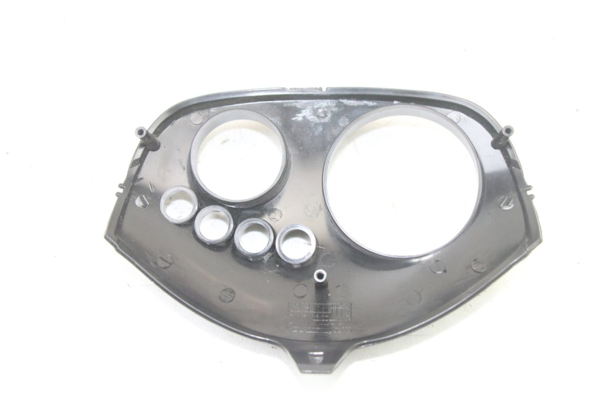 photo de OBUDOWA LICZNIKA PIAGGIO ZIP 4T 50 (2018 - 2020) - Inny kąt widzenia