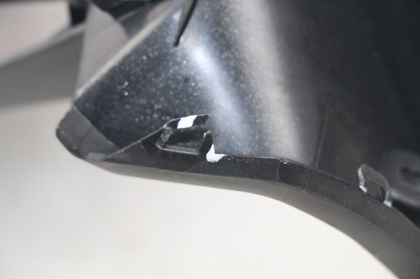 photo de OBUDOWA LICZNIKA PEUGEOT SATELIS 125 (2006 - 2009) - Szczegół części