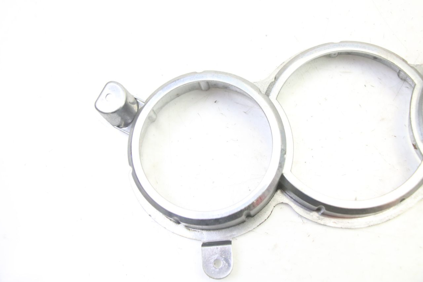 photo de OBUDOWA LICZNIKA PEUGEOT SATELIS 250 (2006 - 2012) - Szczegół części