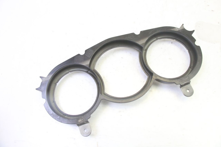 photo de OBUDOWA LICZNIKA PEUGEOT SATELIS 125 (2013 - 2018) - Zbliżenie techniczne