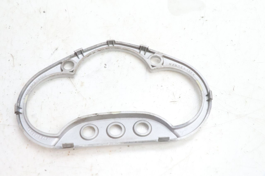 photo de OBUDOWA LICZNIKA HONDA SH 125 (2001 - 2003) - Zoom stanu zużycia
