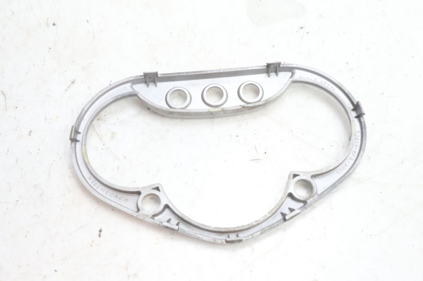 photo de OBUDOWA LICZNIKA HONDA SH 125 (2001 - 2003) - Inny kąt widzenia