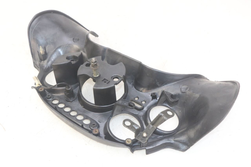 photo de OBUDOWA LICZNIKA TRIUMPH SPRINT ST 955 (1999 - 2001) - Zoom stanu zużycia