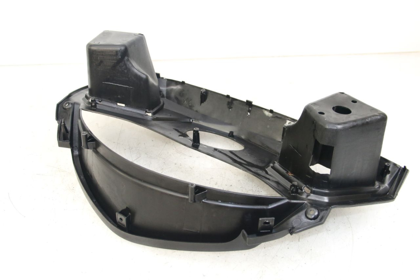 photo de OBUDOWA LICZNIKA RAZZO STEED 125 (2012 - 2018) - Zoom stanu zużycia