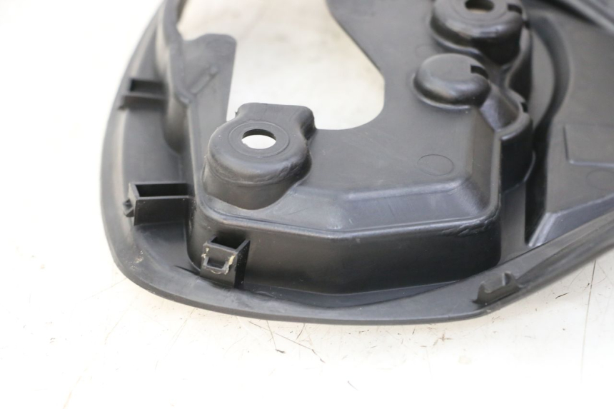 photo de OBUDOWA LICZNIKA SUZUKI GSX F GSXF 650 (2007 - 2015) - Szczegół części