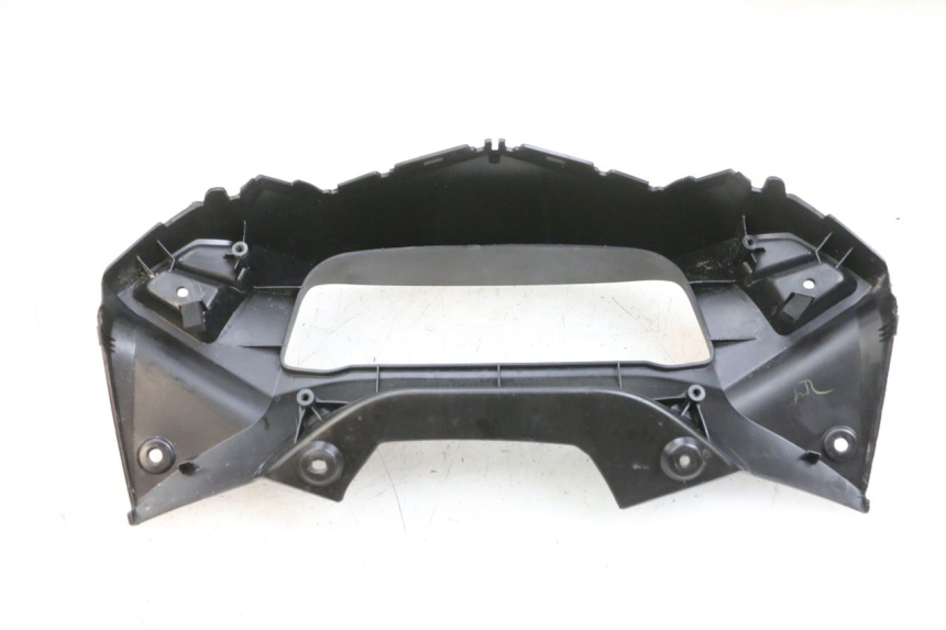 photo de OBUDOWA LICZNIKA YAMAHA TRICITY 300 (2020 - 2024) - Zbliżenie techniczne