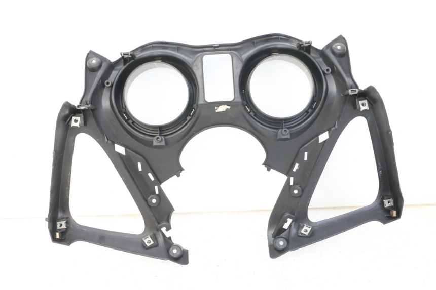 photo de OBUDOWA LICZNIKA YAMAHA X-MAX XMAX ABS 250 (2010 - 2012) - Zbliżenie techniczne