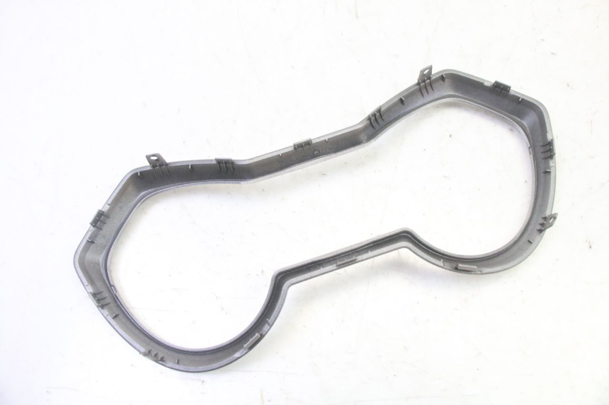 photo de OBUDOWA LICZNIKA YAMAHA XMAX X-MAX 125 (2021 - 2025) - Zoom stanu zużycia