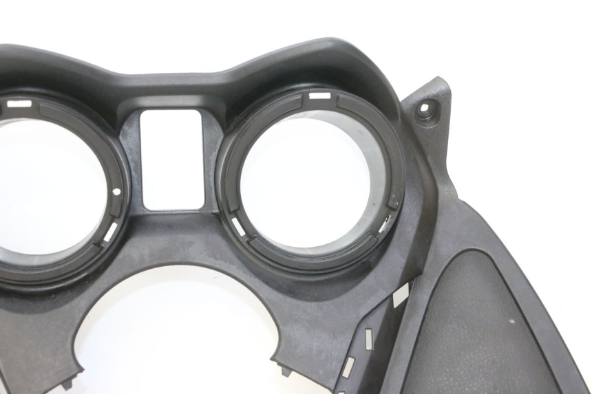 photo de OBUDOWA LICZNIKA YAMAHA X-MAX XMAX 125 (2010 - 2013) - Zbliżenie komponentów