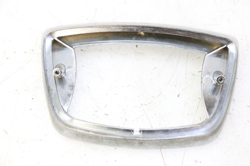 photo de OBUDOWA ŚWIATŁA TYLNEGO PIAGGIO LXV 4T 50 (2009 - 2013) - Widok główny