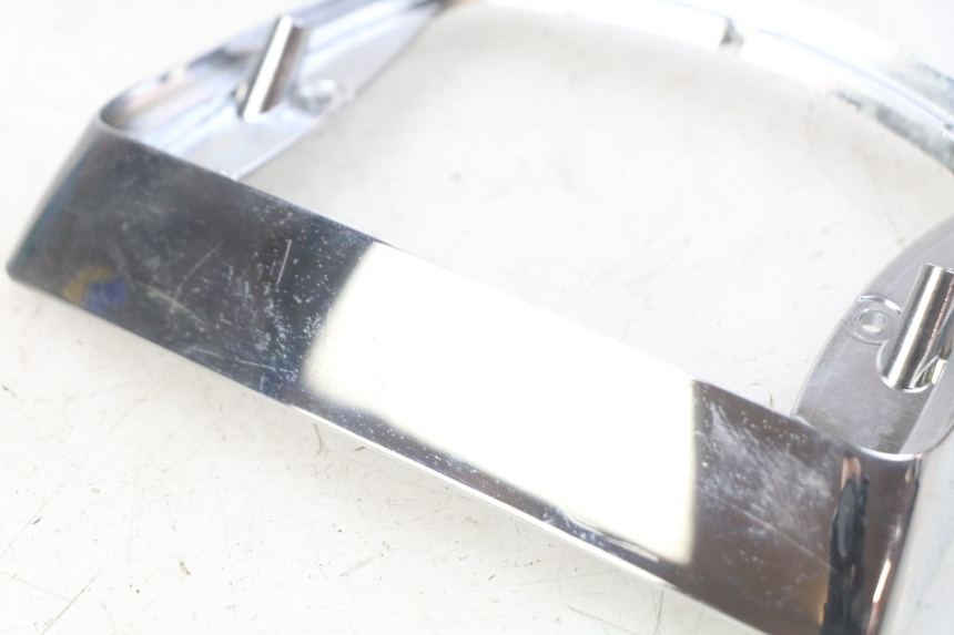 photo de OBUDOWA ŚWIATŁA TYLNEGO PIAGGIO VESPA LX 2T 50 (2005 - 2013) - Zoom stanu zużycia