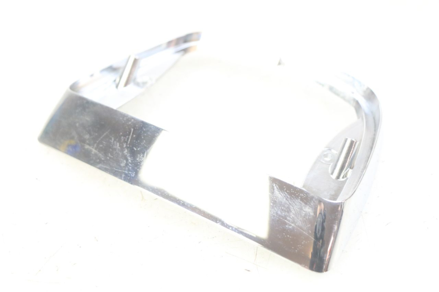 photo de OBUDOWA ŚWIATŁA TYLNEGO PIAGGIO VESPA LX 2T 50 (2005 - 2013) - Inny kąt widzenia