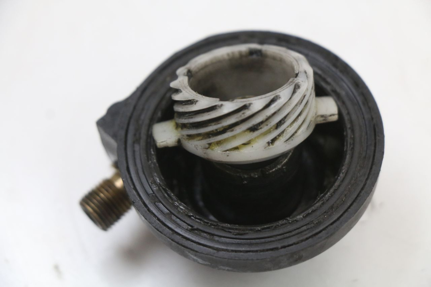 photo de Napęd licznikowy PIAGGIO FLY 2T 50 (2004 - 2017) - Inny kąt widzenia