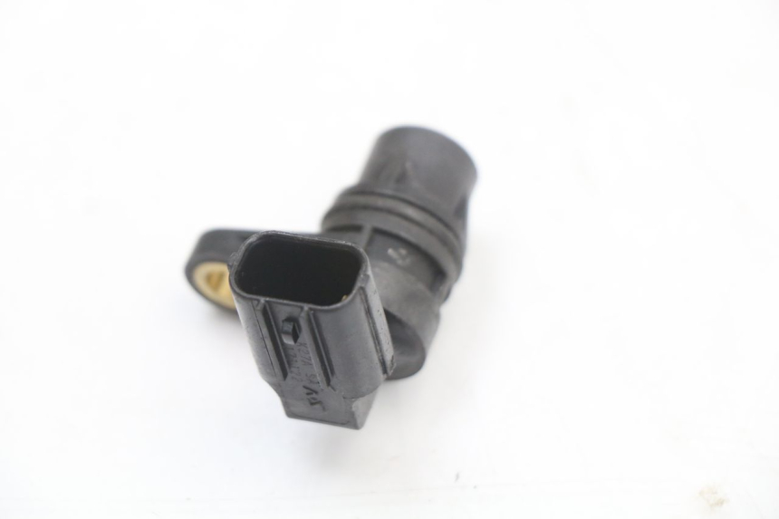 photo de Napęd licznikowy HONDA PCX (JF47) 125 (2012 - 2013) - Inny kąt widzenia