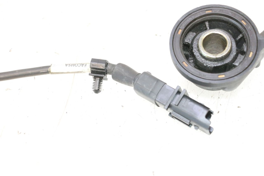 photo de Napęd licznika PEUGEOT SATELIS COMPRESSOR K15 125 (2006 - 2009) - Punkty mocowania