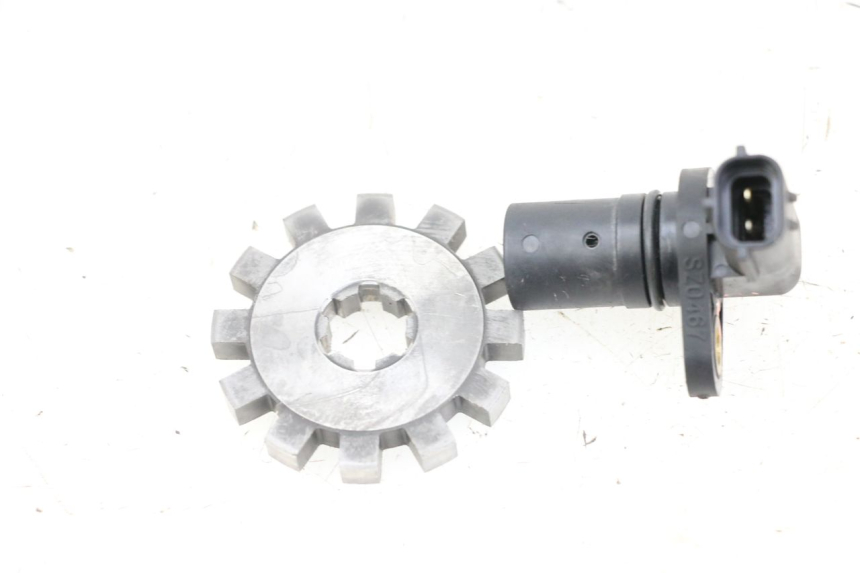 photo de Napęd licznikowy SUZUKI VL INTRUDER 125 (2004 - 2007) - Zoom stanu zużycia