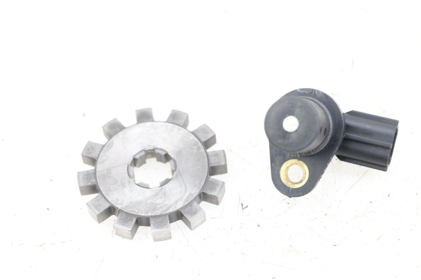 photo de Napęd licznikowy SUZUKI VL INTRUDER 125 (2004 - 2007) - Inny kąt widzenia