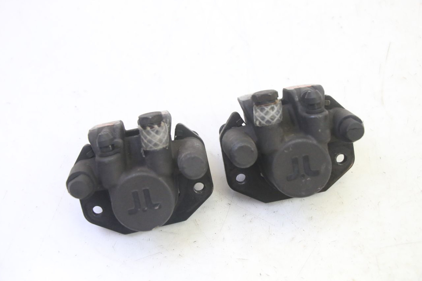 photo de ZACISK HAMULCA TYLNEGO QUADRO 4 4D 350 (2015 - 2018) - Widok główny