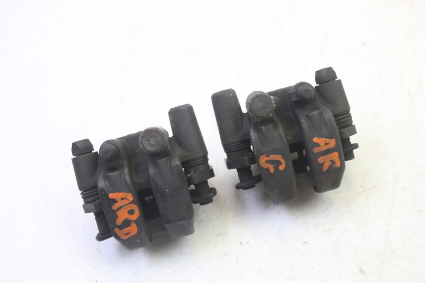 photo de ZACISK HAMULCA TYLNEGO QUADRO 4 4D 350 (2015 - 2018) - Inny kąt widzenia